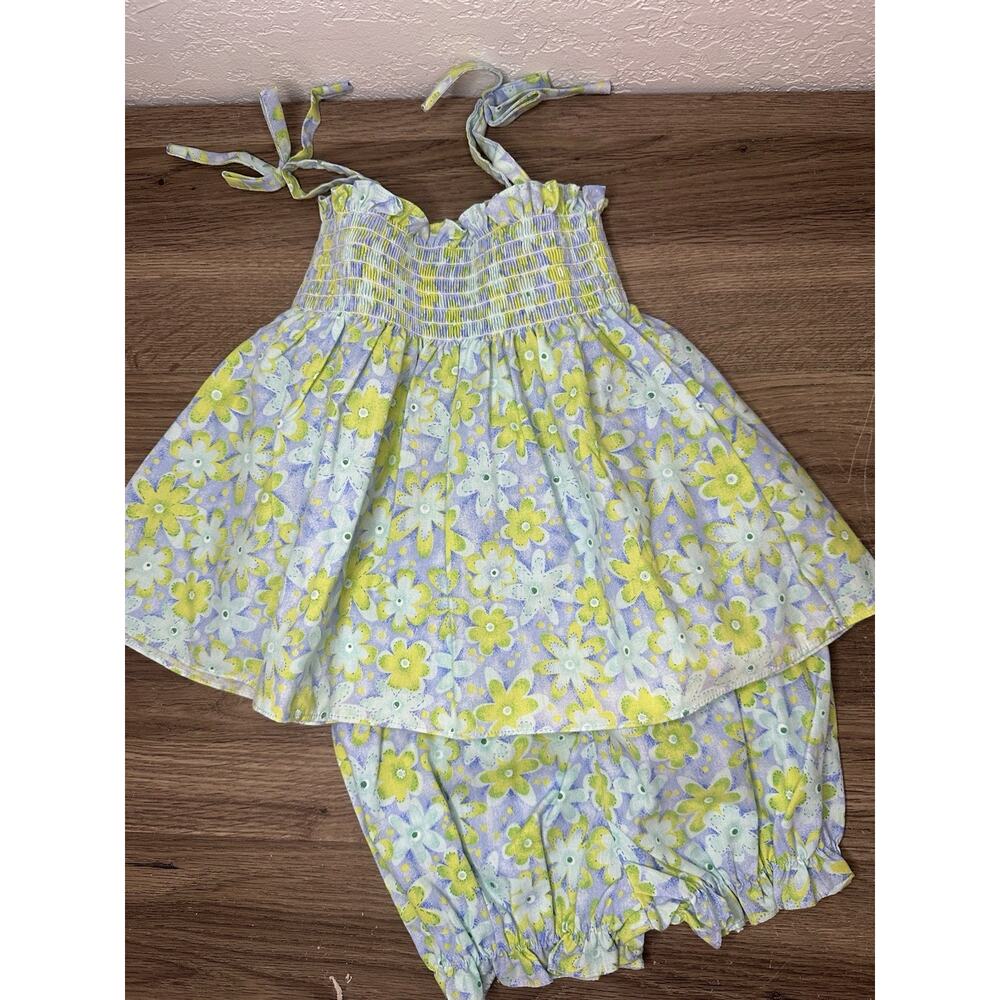 Vintage Girl’s Baby 2 Piece Smocked Set 24 Months Green Blue Floral Y2K Bloomers